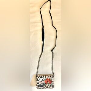 ED HARDY Miniature Crossbody Wallet Faux Leather Cheetah Heart w/ Chain Y2K NWT